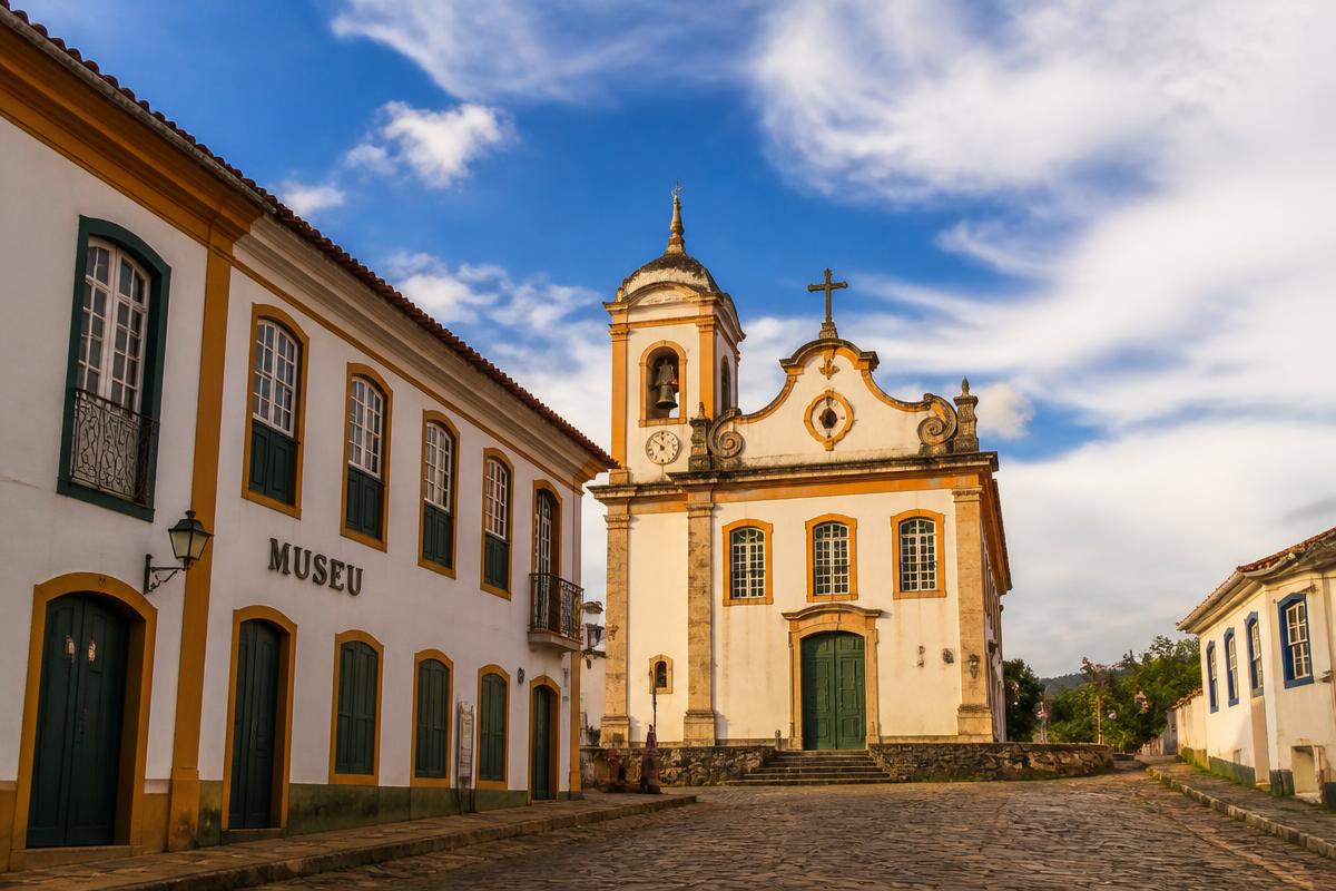 Memória e fé: as igrejas e a história do distrito de Cocais